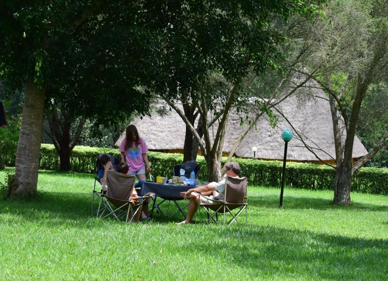 Kibale Guest Cottages Fort Portal Esterno foto
